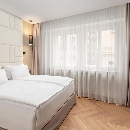 Rybna Apartments Old Town Прага Екстер'єр фото
